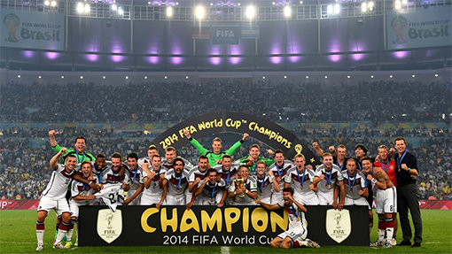 2014년 브라질 월드컵 결승전에서 독일이 우승을 하고 기념사진을 찍고 있는 모습. 사진제공｜FIFA 공식 홈페이지