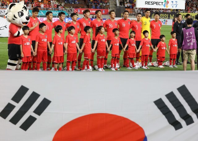 한국 축구가 9월 국제축구연맹(FIFA) 랭킹에서 55위를 기록했다. /뉴스1 DB © News1