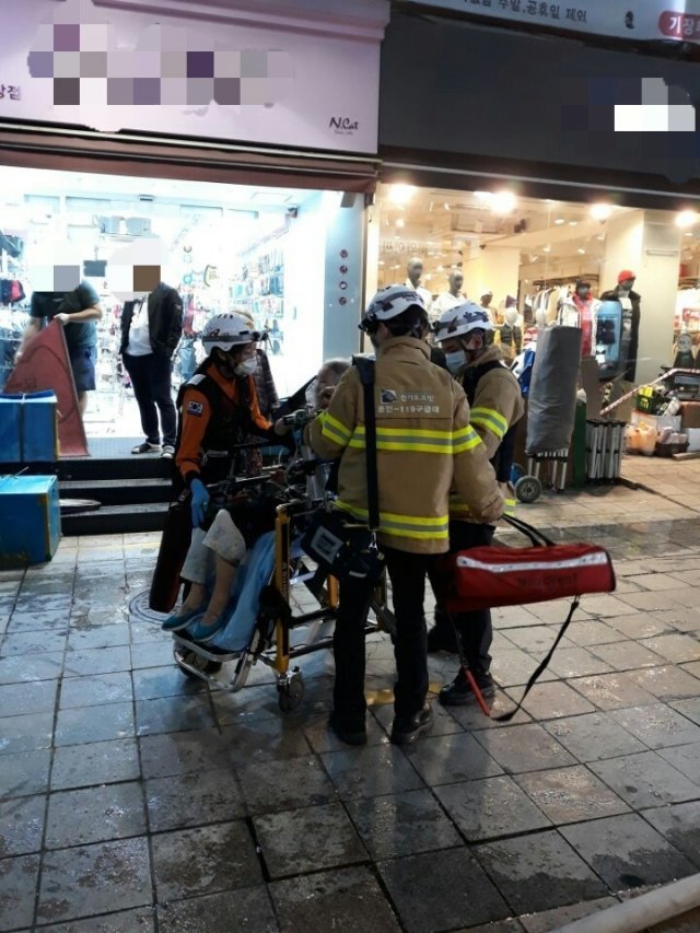 병원 호송 모습.(경기도재난안전본부 제공)