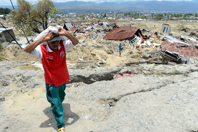印尼 지진때 지반 액상화로 사라진 마을… ‘집단 무덤’ 지정 고려