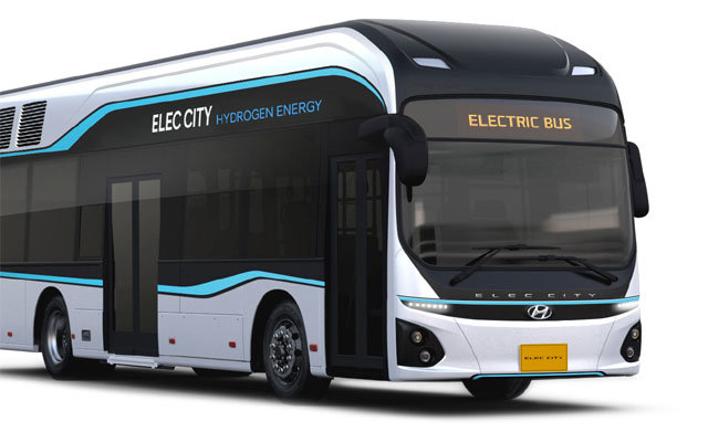 현대자동차가 만든 수소전기버스는 8월부터 서울 시내버스 405번 중 1대에 도입돼 시범 운행할 예정이었지만 두 달 넘게 미뤄지고 있다. 현대자동차 제공