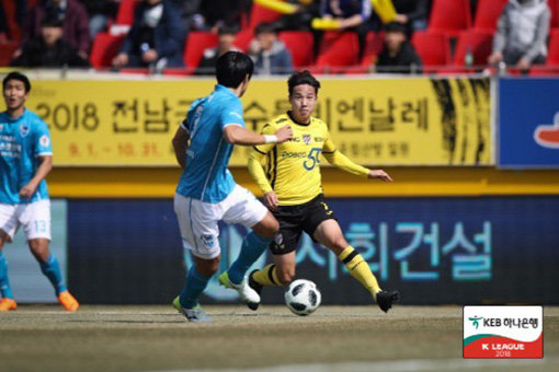 전남 박준태(오른쪽). 사진제공｜한국프로축구연맹