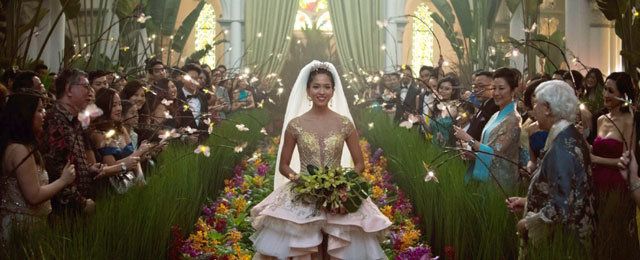 최근 10년간 개봉한 할리우드 로맨틱코미디 영화 가운데 최고 성적을 거둔 ‘크레이지 리치 아시안’의 결혼식 장면. 워너브러더스코리아 제공