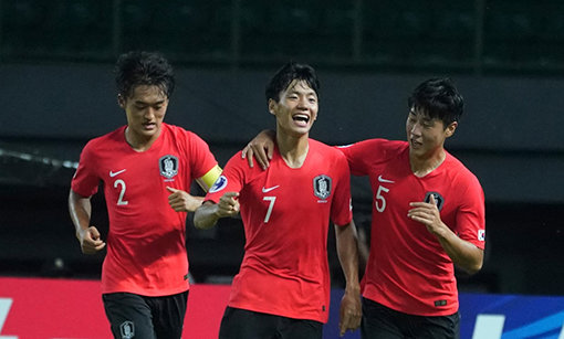 한국 U-19 축구대표팀 황태현-전세진-김현우(왼쪽부터). 사진제공｜AFC 홈페이지