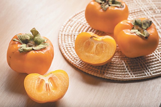 비타민C 레몬의 1.5배, 가을의 천연보약 단감 : 뉴스 : 동아닷컴