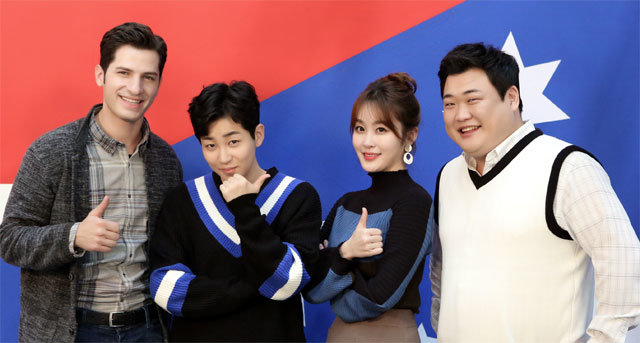패널로 활동하고 있는 알베르토 몬디, 딘딘, 신아영, 김준현(왼쪽부터). MBC플러스 제공