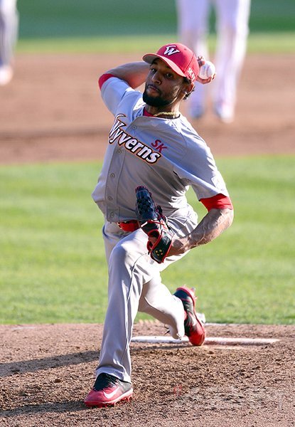 4일 서울 잠실야구장에서 SK 와이번스와 두산 베어스가 맞붙는 ‘2018 신한은행 MY CAR KBO리그’ 한국시리즈 1차전이 열렸다. SK 산체스. 잠실｜김종원 기자 won@donga.com