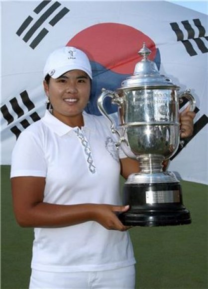 2008년 US여자오픈 우승 당시 LPGA 로고 모자를 쓴 박인비.