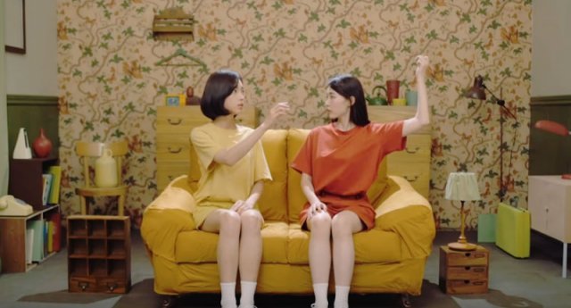 72초의 dxyz(두 여자)의 한 장면(출처=72초)