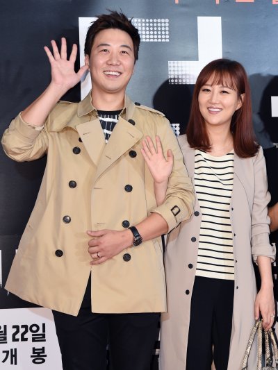 도경완 KBS 아나운서(왼쪽)와 장윤정 © News1