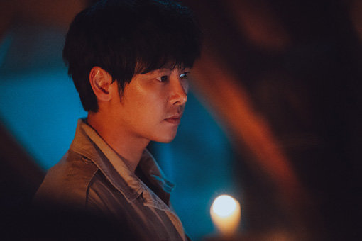 OCN 드라마 ‘손 더 게스트’에서의 김동욱. 사진제공｜OCN