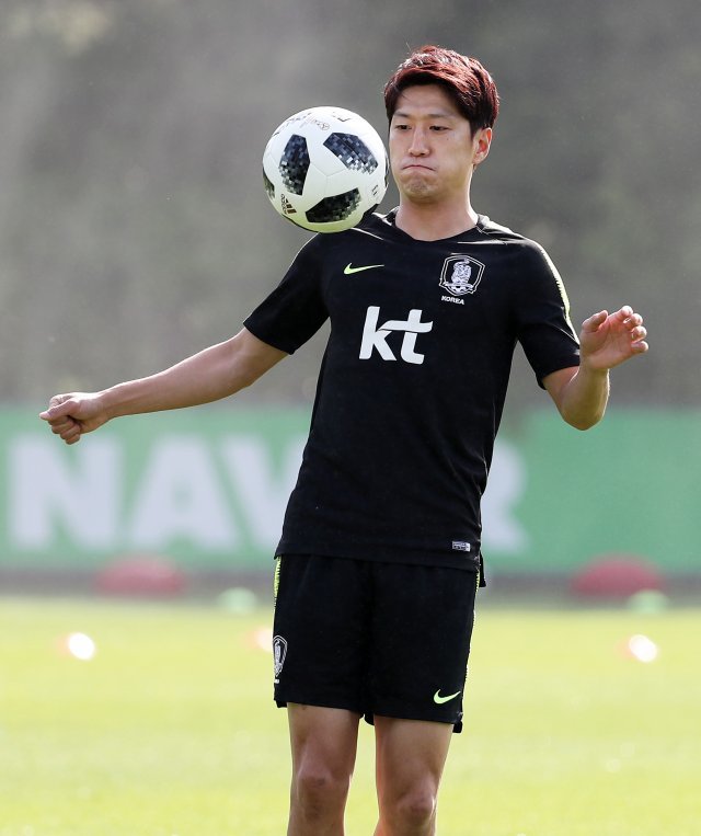 이청용이 벤투 감독 부임 후 처음으로 호출됐다. 소속팀에서 잘 뛰고 있는 상황에서 대표팀에 합류하는 것이라 기대가 자못 크다. © News1
