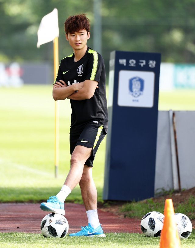 긴 부상의 터널에서 빠져 나온 김진수. 대표팀 왼쪽 풀백 경쟁이 새로운 국면을 맞는다. © News1