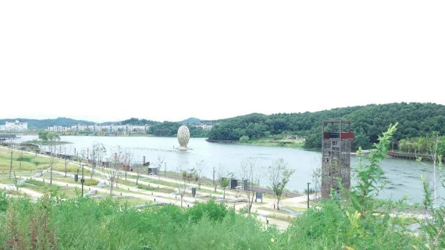 경기도 동탄2신도시에 있는 동탄호수공원 모습© News1