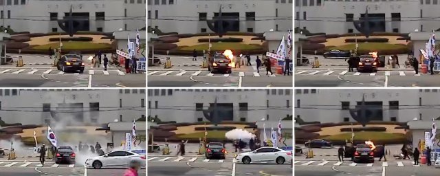 27일 오전 서울 서초동 대법원 앞에서 1인 시위를 하던 70대 남성이 화염병을 던져 김명수 대법원장의 출근 차량을 습격했다. 사진은 블랙박스영상 을 캡처한 사진을 맨 위쪽부터 시계방향 순으로 배열하였다.(김정수씨 제공) 2018.11.27/뉴스1