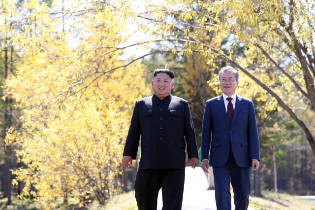 문재인 대통령과 김정은 국무위원장. /뉴스1 © News1 평양사진공동취재단