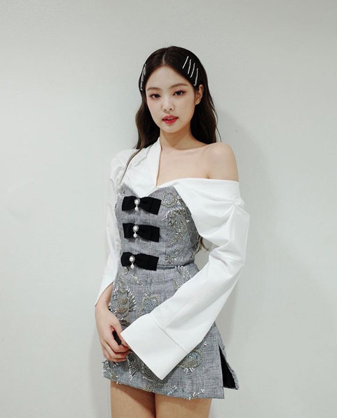 사진출처｜제니 인스타그램