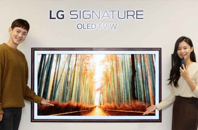 LG??? ‘LG ????’ ???(OLED) TV W ??? ??? News1