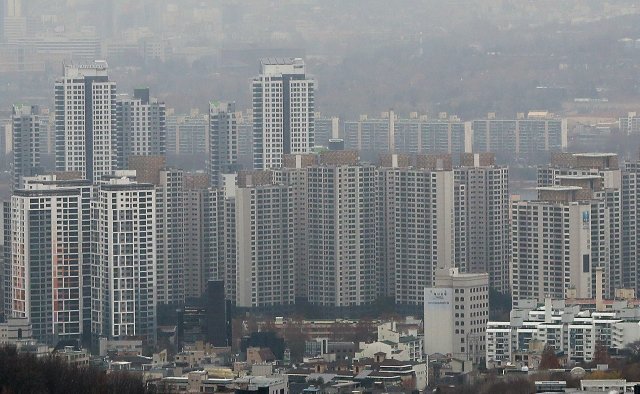 서울 서초구의 한 아파트 단지. © News1