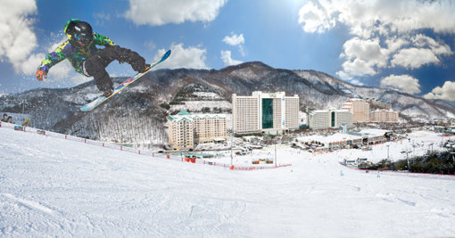 상급 스키어부터 어린아이까지 수준에 맞춰 즐길 수 있는 다양한 난이도를 가진 비발디파크 슬로프. 사진제공｜대명레저산업