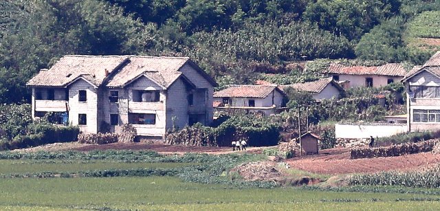 (자료사진) 북한 황해북도 개풍군 주변 마을. 2017.8.29/뉴스1 © News1