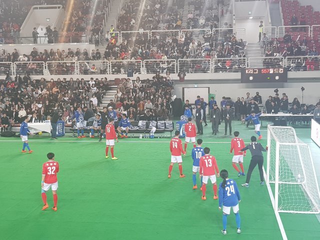 홍명보 자선축구경기가 2002 월드컵 팀과 K리그 올스타의 대결로 마지막 무대를 가졌다. © News1