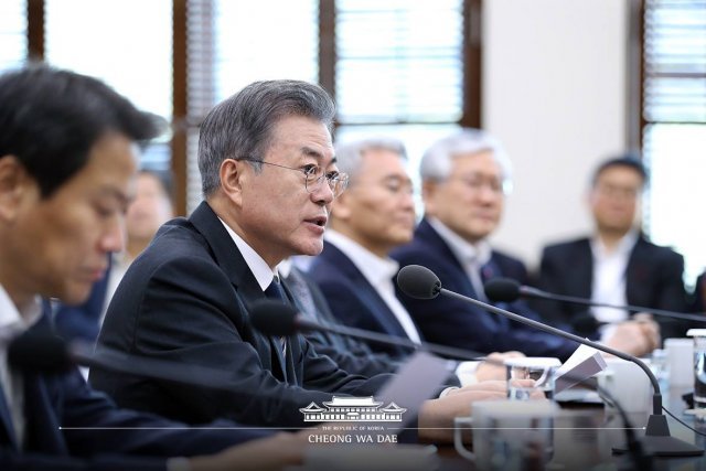 문재인 대통령. (청와대 페이스북) 2018.12.17/뉴스1