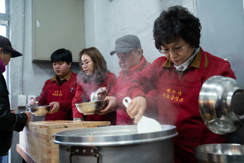 사진제공=제너시스 BBQ
