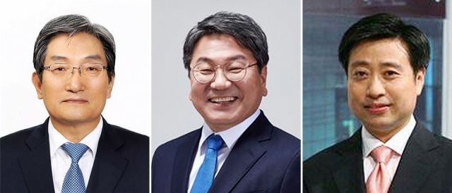 8일 청와대는 2기 인선 발표를 했다. 사진 왼쪽부터 노영민 청와대 비서실장, 강기정 정무수석, 윤도한 국민소통수석. (청와대 제공) 2019.1.8/뉴스1