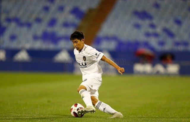 발렌시아의 이강인이 컵대회 16강에서 1군무대 첫 풀타임을 소화했다. (발렌시아 홈페이지) © News1