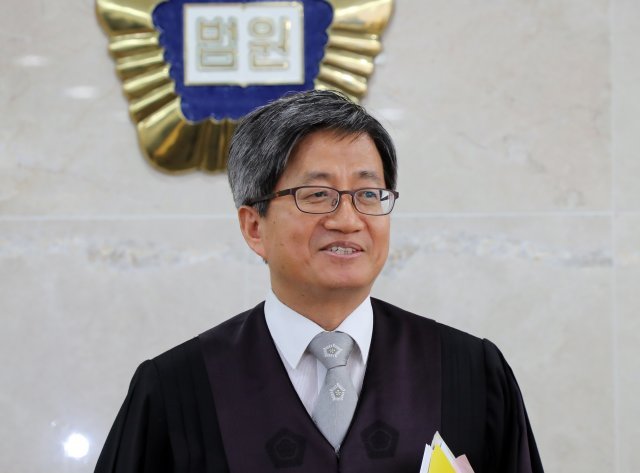 김명수 대법원장.2017.8.21/뉴스1 © News1