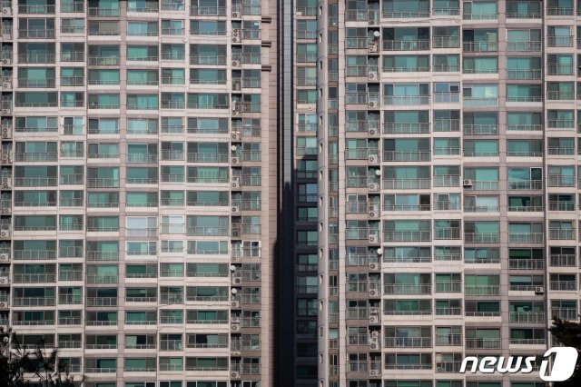 서울 송파구의 한 아파트단지 모습. /뉴스1 © News1