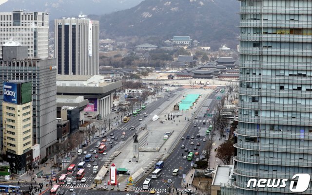 21일 오전 서울 광화문 광장 모습. © News1