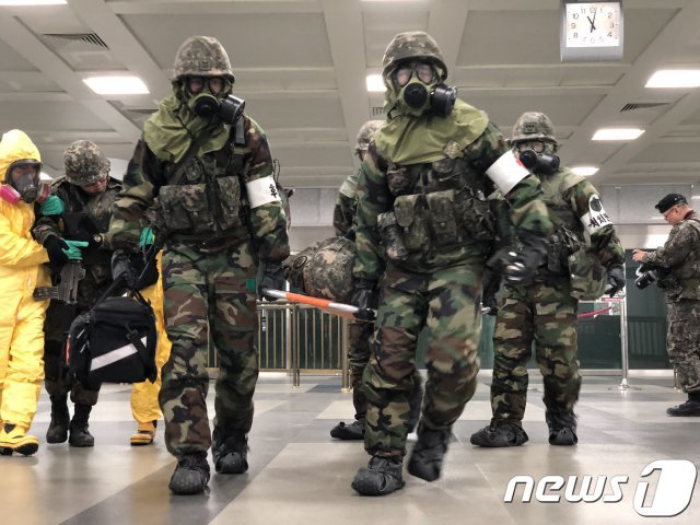 강원도 양양국제공항에서 진행된 민·관·군·경 통합 대테러훈련 현장(8군단 제공)