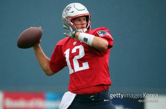 뉴잉글랜드 패트리어츠와 LA 램스가 4일(한국시간) 미국 조지아주 애틀랜타 메르세데스벤츠스타디움에서 제53회 슈퍼볼 대전을 벌인다. 가장 큰 관심을 받는 선수는 역시 뉴잉글랜드의 전설적인 쿼터백 톰 브래디다. 사진=게티이미지코리아