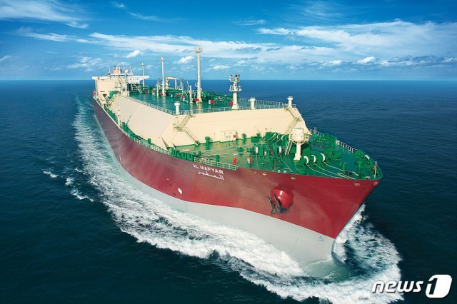 삼성중공업이 카타르로부터 수주 해 건조한 세계최대급 LNG선. © News1