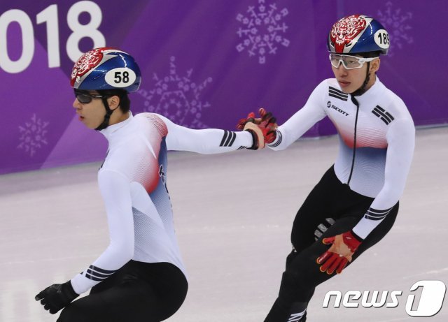 임효준(왼쪽), 황대헌. © News1