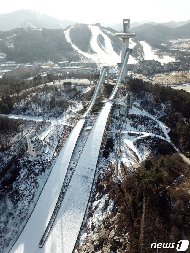 2018평창동계올림픽때 사용된 스키점프대는 현재 올림픽 시설 중 유일하게 올림픽 코스로 사용되고 있다. © News1