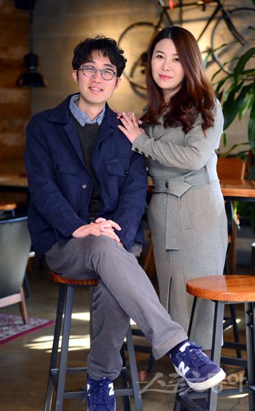 영화 ‘극한직업’ 제작자 김성환 어바웃필름 대표(왼쪽)와 배세영 작가. 김종원 기자 won@donga.com