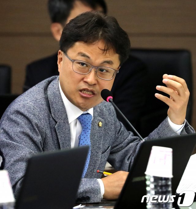 김정우 더불어민주당 의원. 뉴스1 © News1