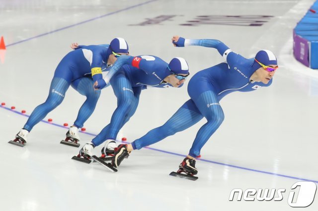 평창 올림픽에서 남자 팀추월 대표로 출전했던 이승훈, 김민석, 정재원. © News1 DB