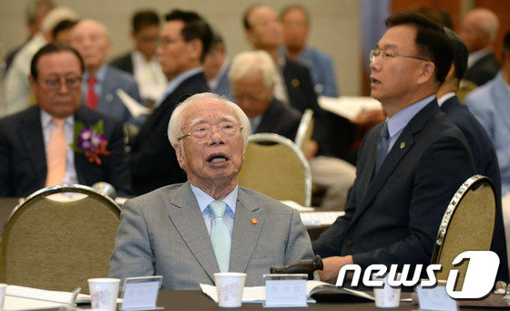 애국지사 김우전 선생의 지난 2016년 대한민국 임시정부 대일선전포고 75주년 기념식 참여 모습 © News1 DB