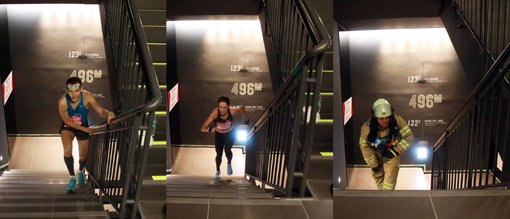 롯데월드 수직마라톤 스카이런 참가자들이 계단을 올라가고 있는 모습.
