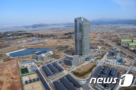 한국전력 본사 전경 © News1
