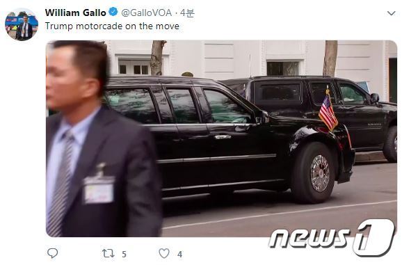 미국의소리(VOA) 기자가 공개한 회담장을 떠나는 트럼프 대통령이 탑승한 차량. (출처=트위터 갈무리) © 뉴스1