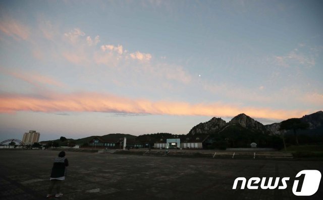 지난해 8월 열린 이산가족 상봉행사 당시 금강산관광특구.  2018.8.21/뉴스1 © News1 뉴스통신취재단