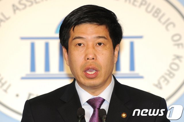 백원우 전 청와대 민정비서관/뉴스1