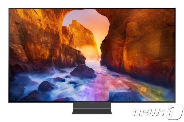 삼성전자의 2019년형 QLED TV.(제품명: Q90R)