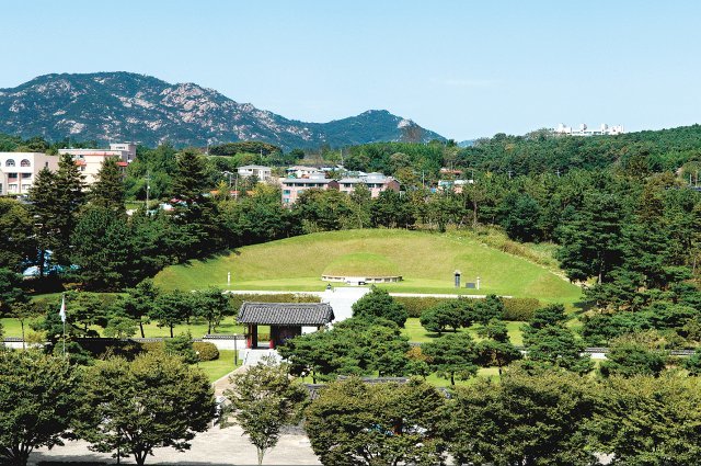 충남 홍성읍에 있는 홍주의사총은 일제에 맞서 항거하다 숨진 수 백명의 의병들이 영면해 있는 곳이다. 홍성군 제공