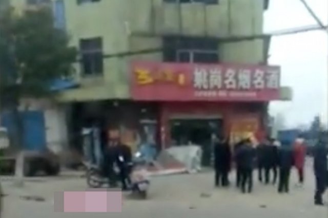 22일 오전 중국 후베이성에서 차량 돌진 사고가 발생해 운전자 포함 7명이 사망했다.(출처 = thepaper.cn) © 뉴스1